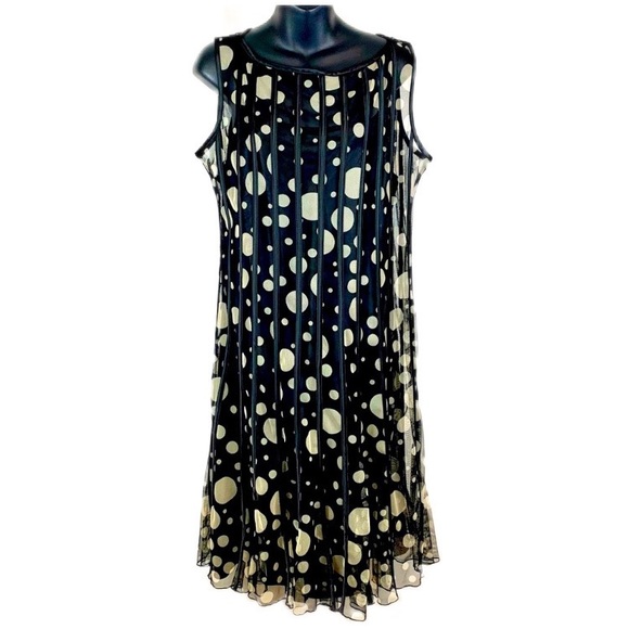 Sandra Darren Dresses & Skirts - Sandra Darren vintage sheer polka dot overlay with black slip dress , Size 14